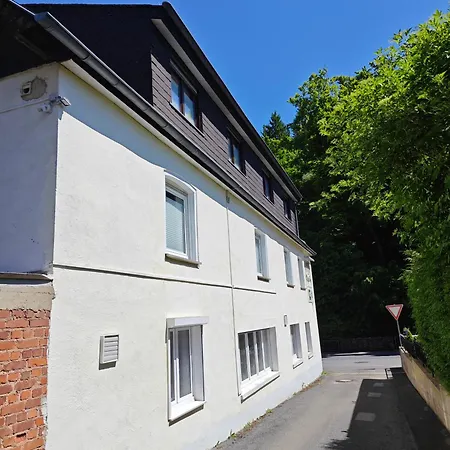 Отель Urfter Hof Garni Kall