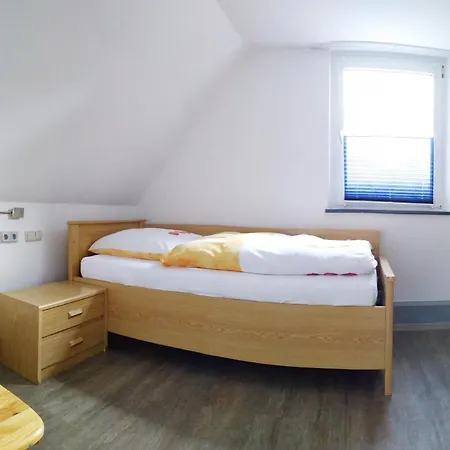 Urfter Hof Garni 호텔