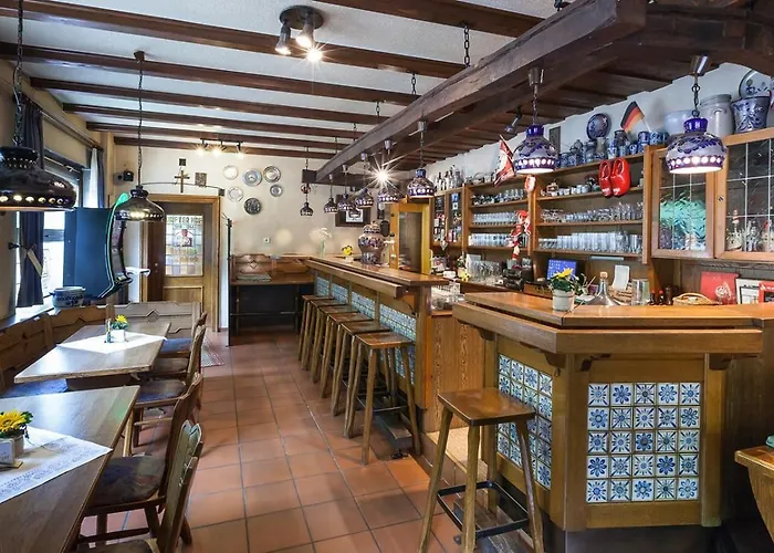 Urfter Hof Garni Hotel Kall