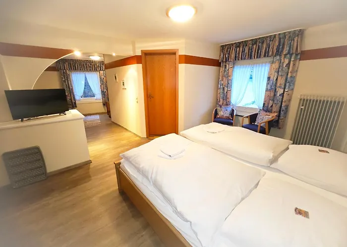 Urfter Hof Garni Hotel Kall