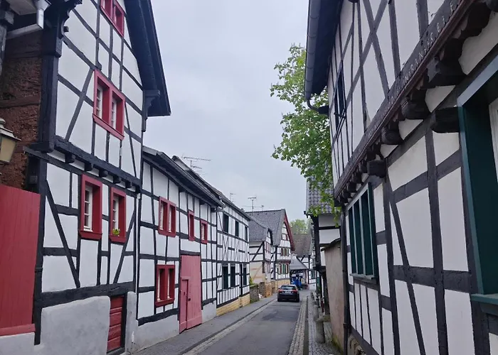 Hotel Urfter Hof Garni *